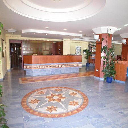 Hotel Ilma Lake Garda Resort ลีโมเนซุลการ์ดา ภายนอก รูปภาพ