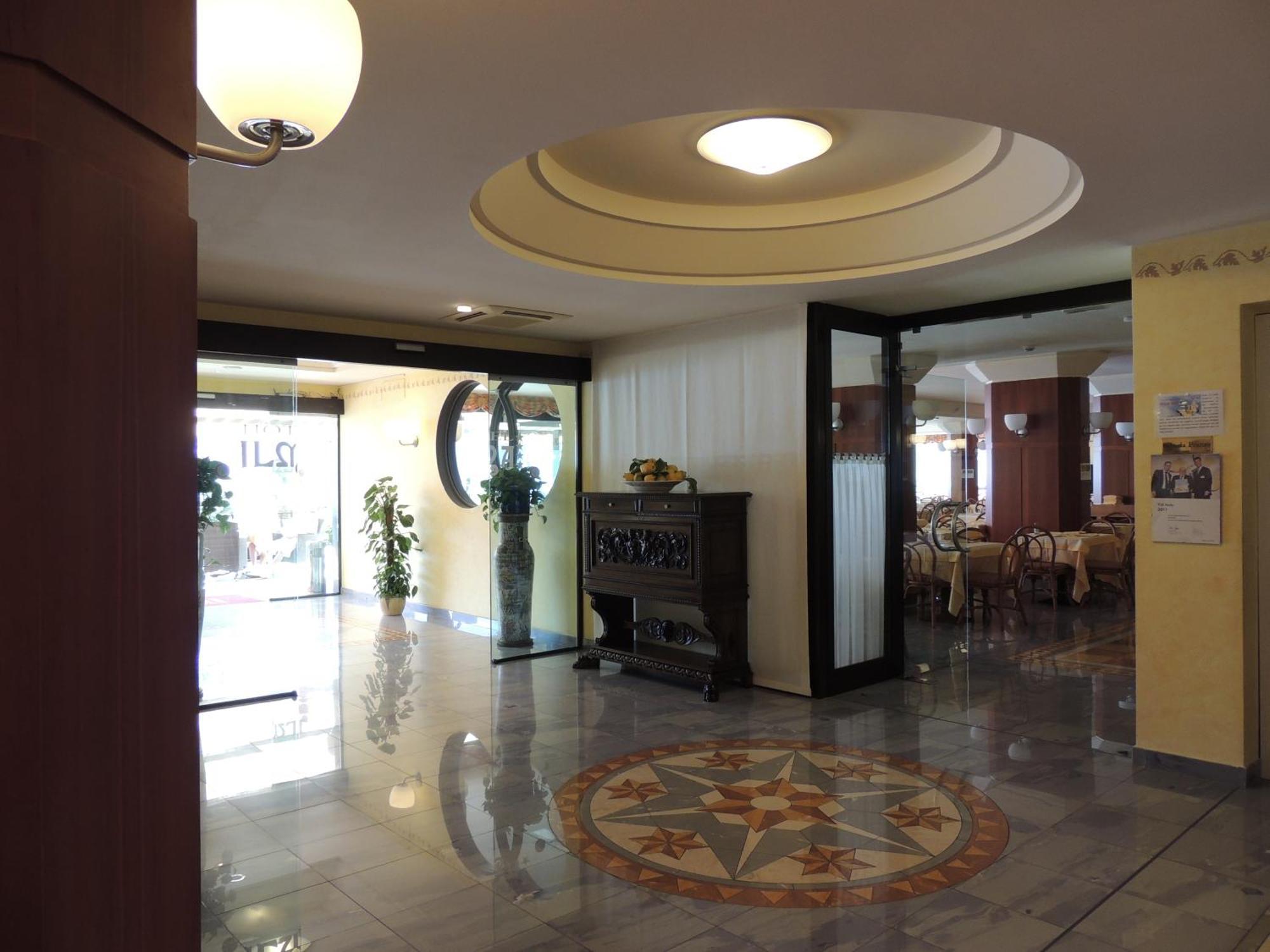 Hotel Ilma Lake Garda Resort ลีโมเนซุลการ์ดา ภายนอก รูปภาพ