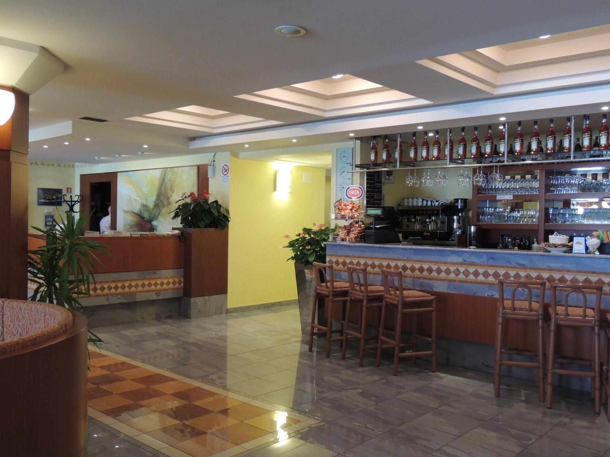 Hotel Ilma Lake Garda Resort ลีโมเนซุลการ์ดา ภายนอก รูปภาพ