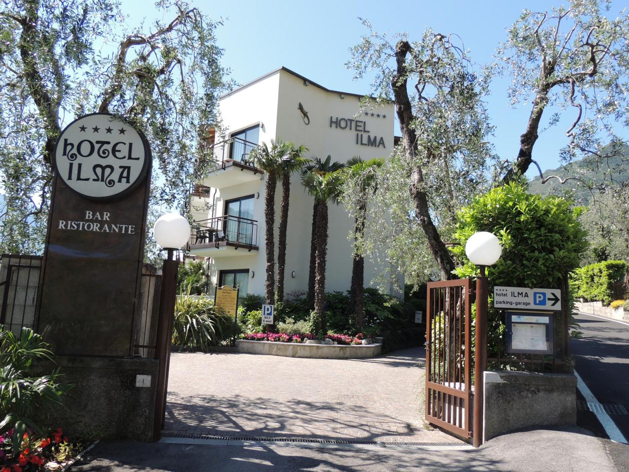 Hotel Ilma Lake Garda Resort ลีโมเนซุลการ์ดา ภายนอก รูปภาพ