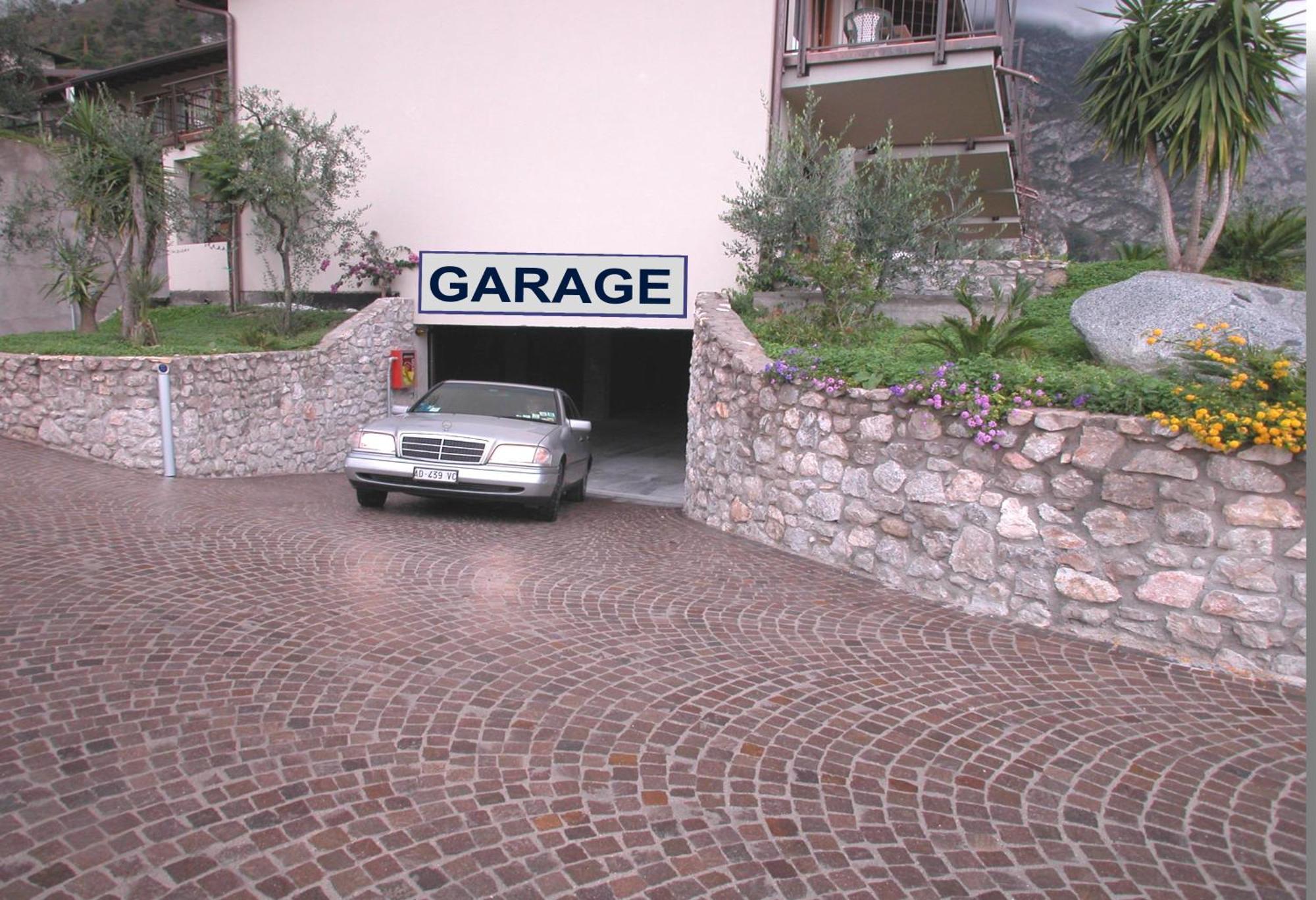 Hotel Ilma Lake Garda Resort ลีโมเนซุลการ์ดา ภายนอก รูปภาพ