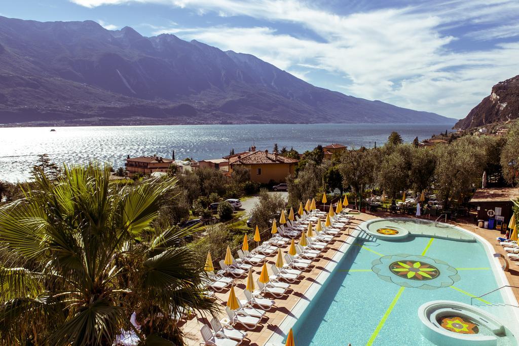 Hotel Ilma Lake Garda Resort ลีโมเนซุลการ์ดา ภายนอก รูปภาพ