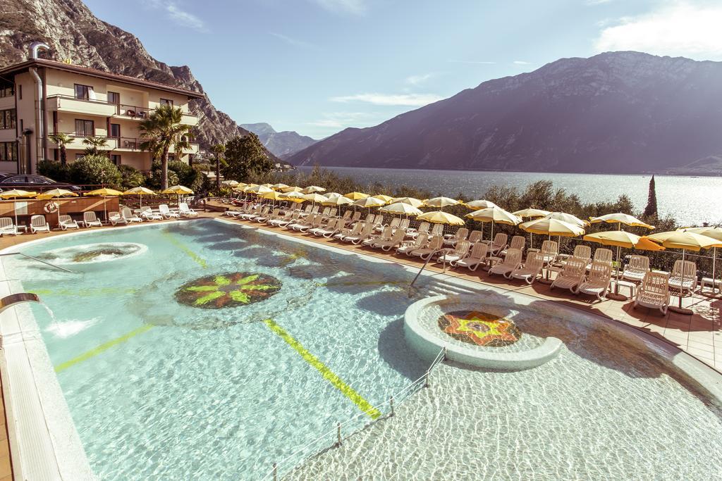 Hotel Ilma Lake Garda Resort ลีโมเนซุลการ์ดา ภายนอก รูปภาพ