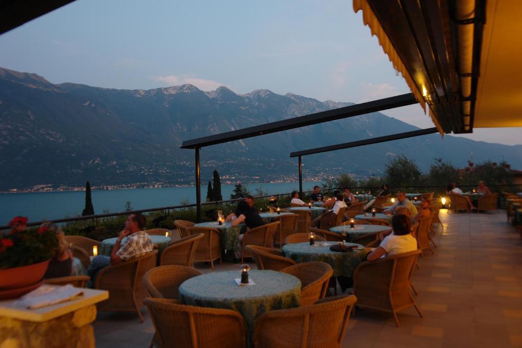 Hotel Ilma Lake Garda Resort ลีโมเนซุลการ์ดา ภายนอก รูปภาพ